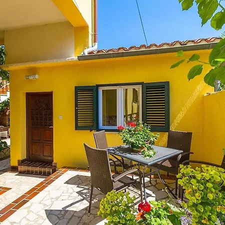 Fuer 5 Personen Ca 50 Qm In Premantura, Istrien Istrische Riviera Apartment