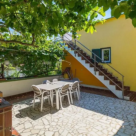 Fuer 5 Personen Ca 50 Qm In Premantura, Istrien Istrische Riviera Apartment *